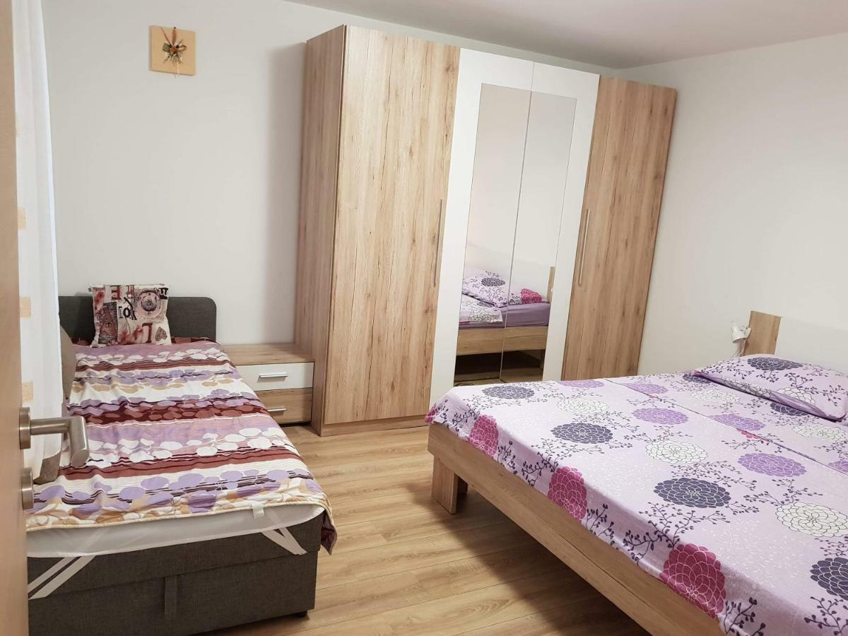 Apartment Natali Brseč Exteriör bild